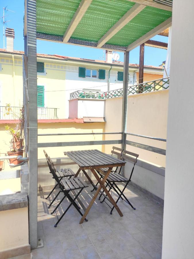 La Casa In Passeggiata - Seancity Viareggio Exterior foto